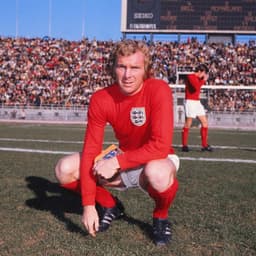 Bobby Moore photo
