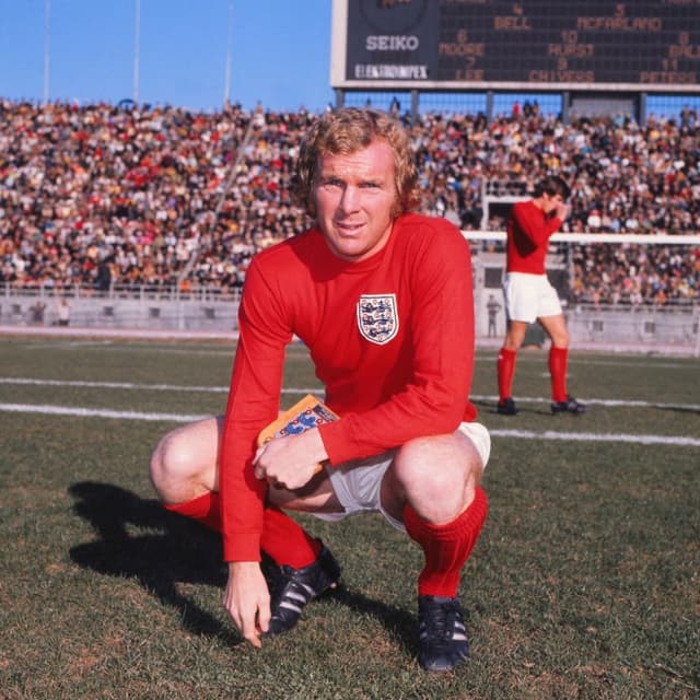 Bobby Moore photo