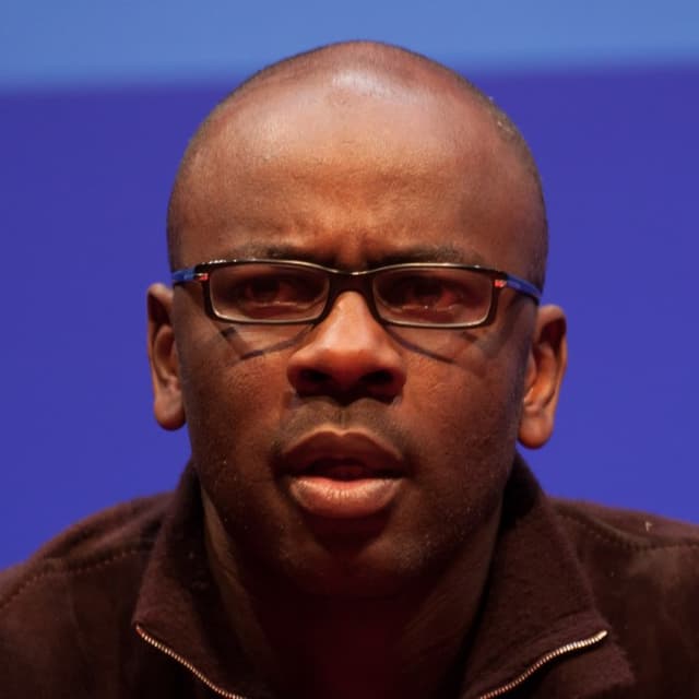 Lilian Thuram photo