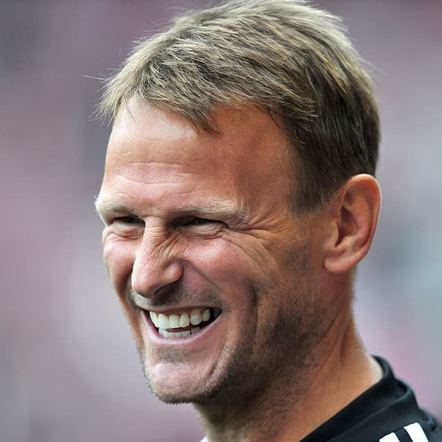 Teddy Sheringham photo
